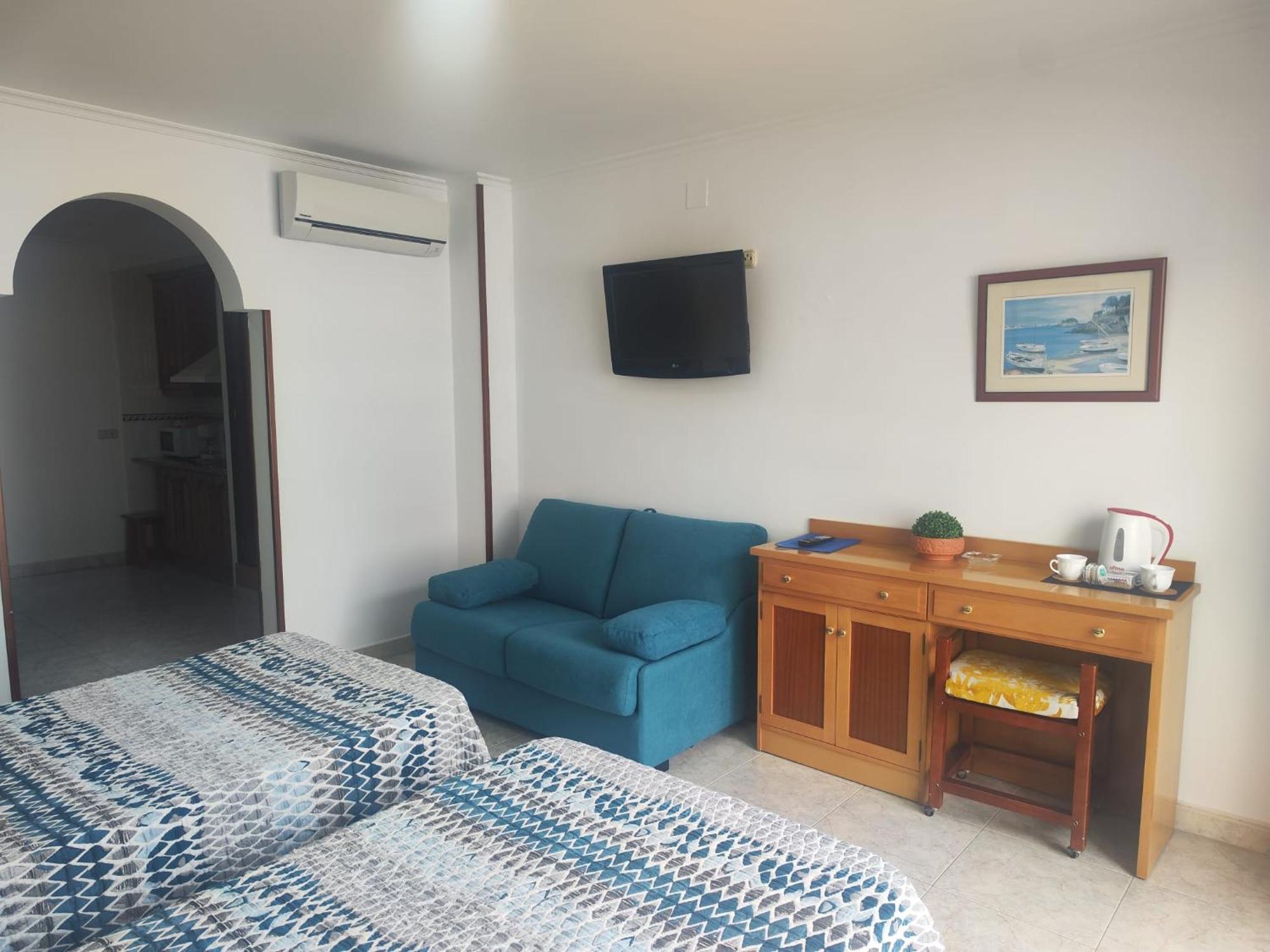 Apartamentos Leonor Carihuela Torremolinos Exterior foto